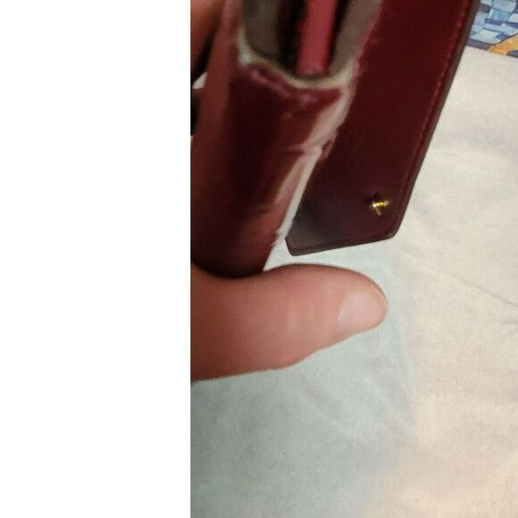 Louis Vuitton Cerise Monogram Vernis Sarah Wallet - Picture 12 of 12